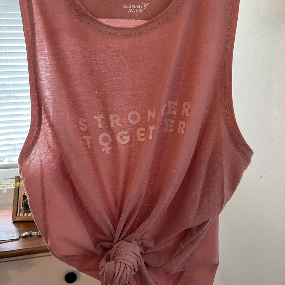 Women’s Muscle Tank Top